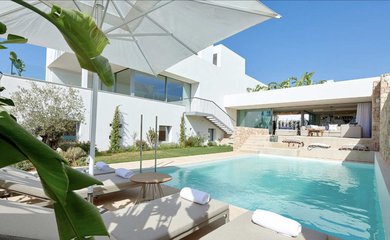 Villa for sale in Ibiza / Spain